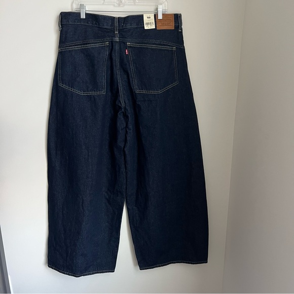 NEW Levi's Super Baggy Barrel Leg Blue Jeans in Dark Wash Women's 33 - Picture 11 of 13
